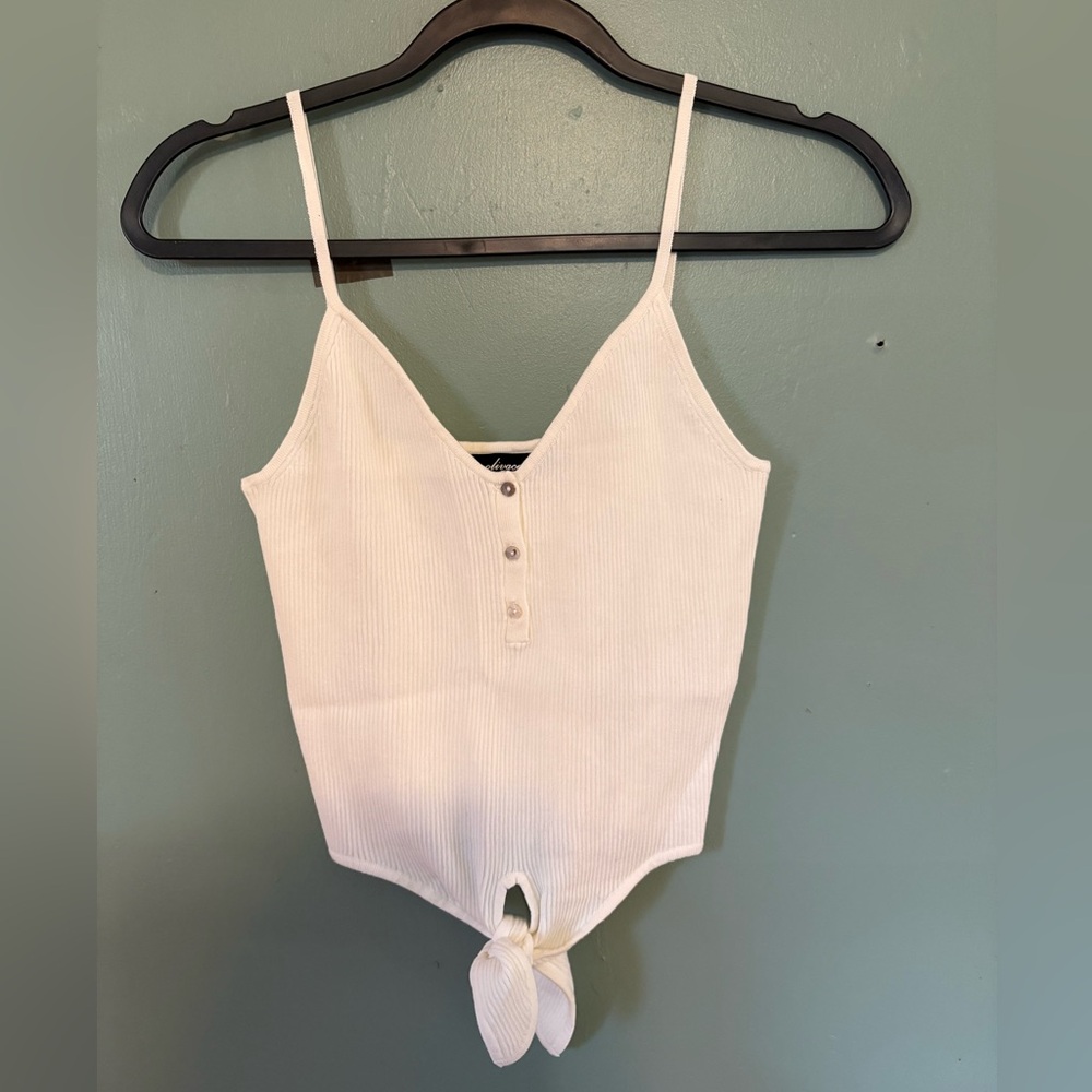 Olivaceous white Ribbed V-Neck Top